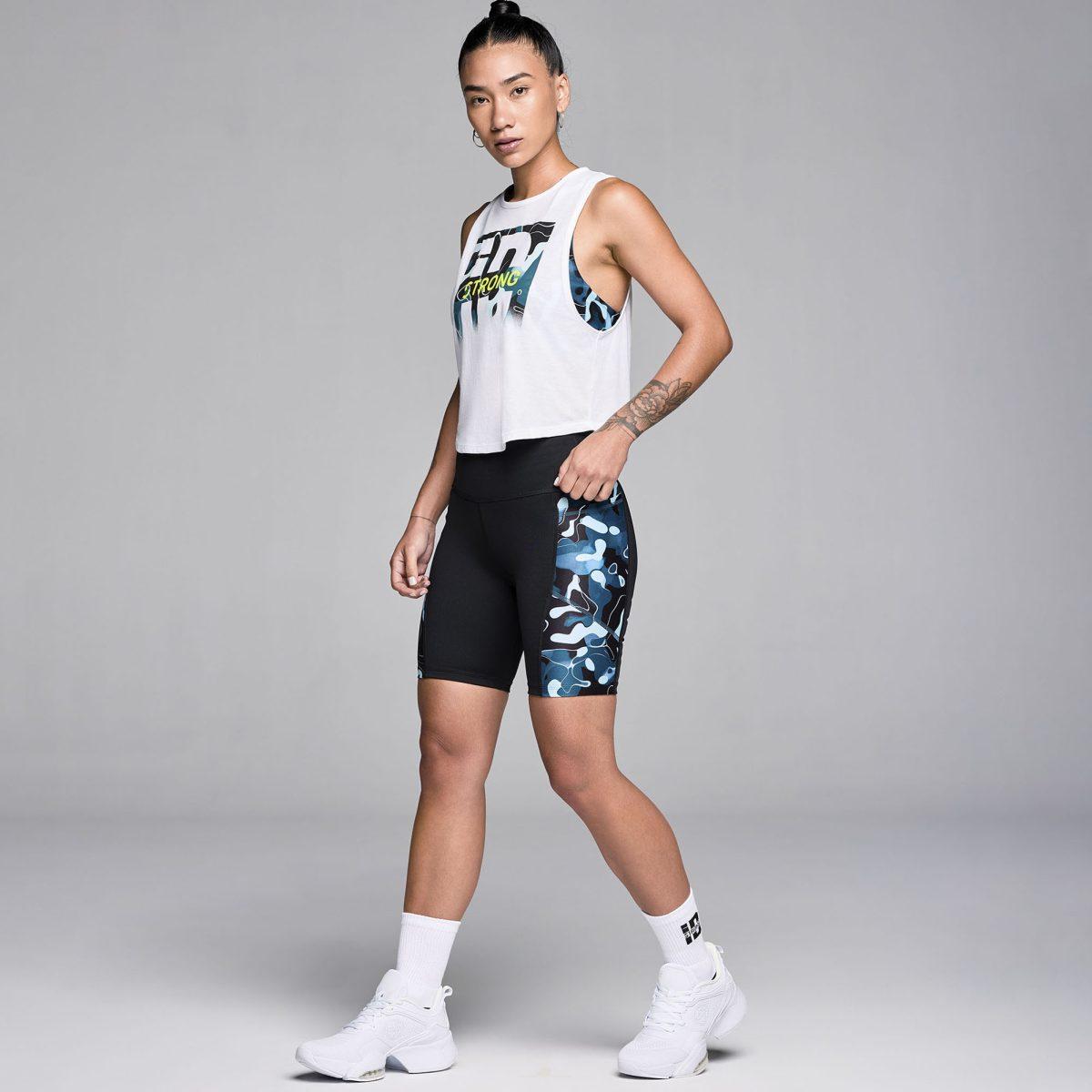 STRONG iD Half Crew Plush Socks