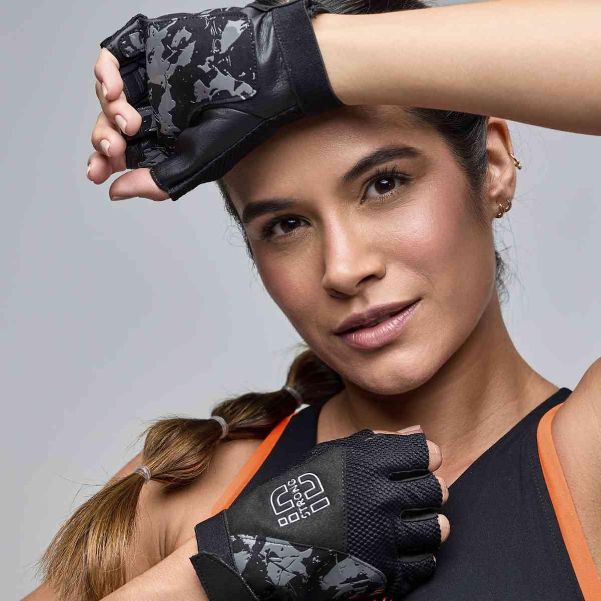 STRONG iD Fingerless Gloves