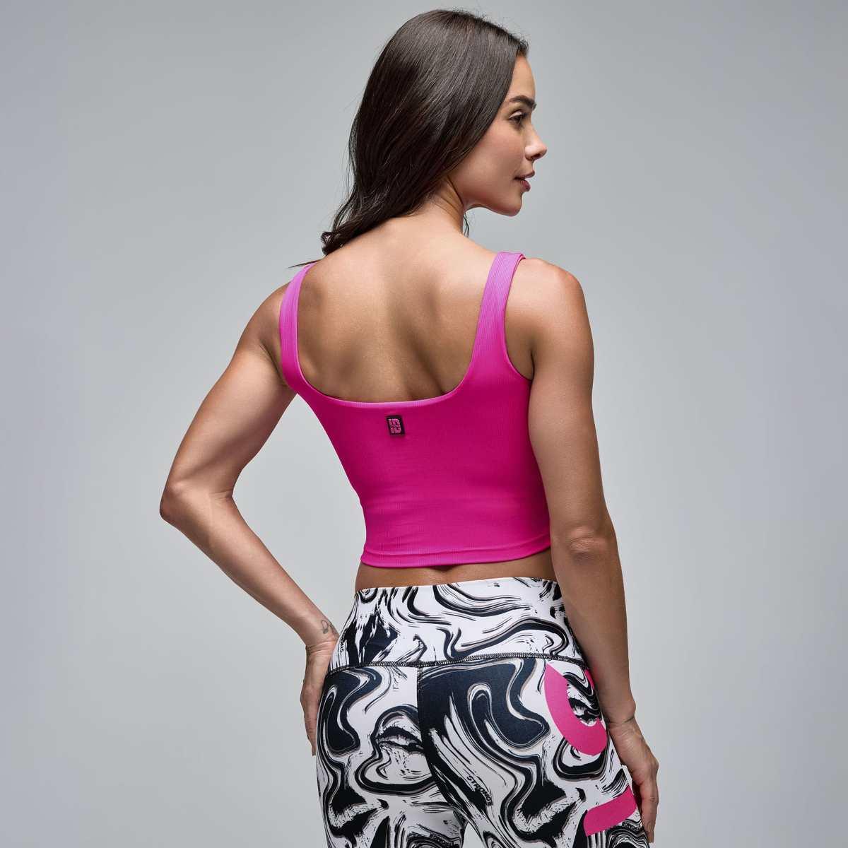 STRONG iD Square Neck Crop Tank With Shelf Bra
